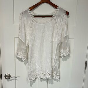 Kindred Anthropologie Elegant White Lace Women's Top Sz L